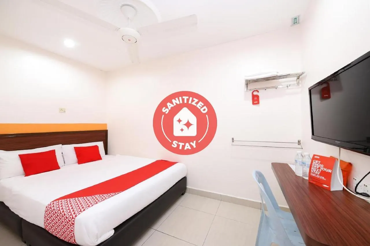 Oyo 575 Hotel Dns location
