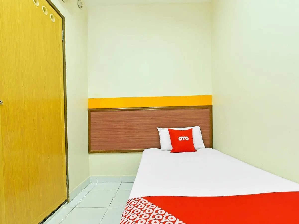 Oyo 575 Hotel Dns Ipoh 2*,