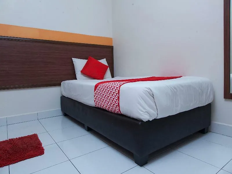 Oyo 575 Hotel Dns Ipoh 2*,